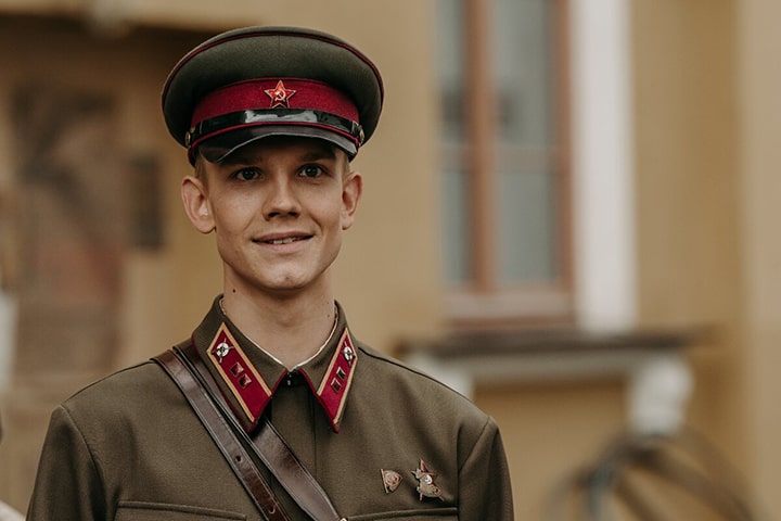 Настоящее лицо войны: что нужно знать о повести «В списках не значился»